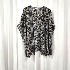 Max Studio Black and Cream Feather Print Kimono Size S/M Oversized Beach Coverup